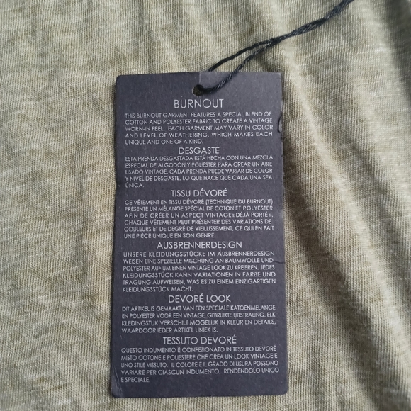 Forever 21 NEW Floral Peace Sign T-Shirt Men Large Green -Short Sleeve Tee - Picture 5 of 12